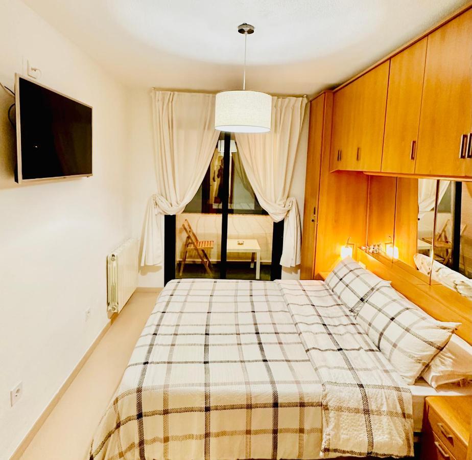 Double Room With Bathroom Аликанте Экстерьер фото